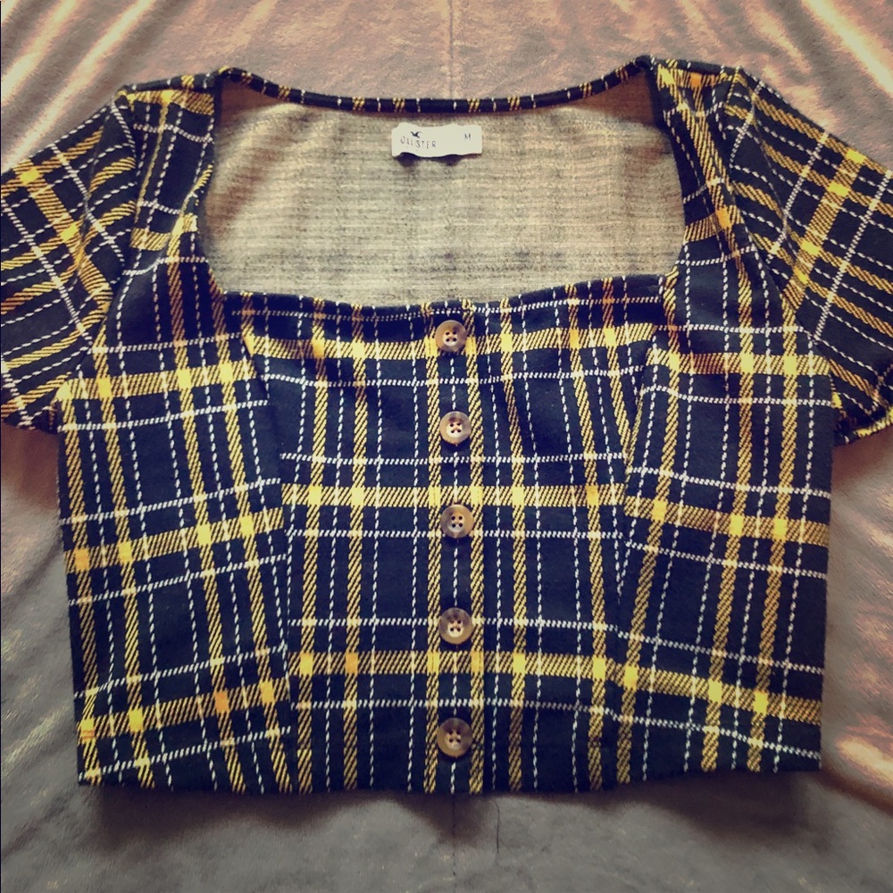 Hollister cropped blouse
